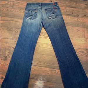 Size 28 7 for all mankind jeans.  Dojo